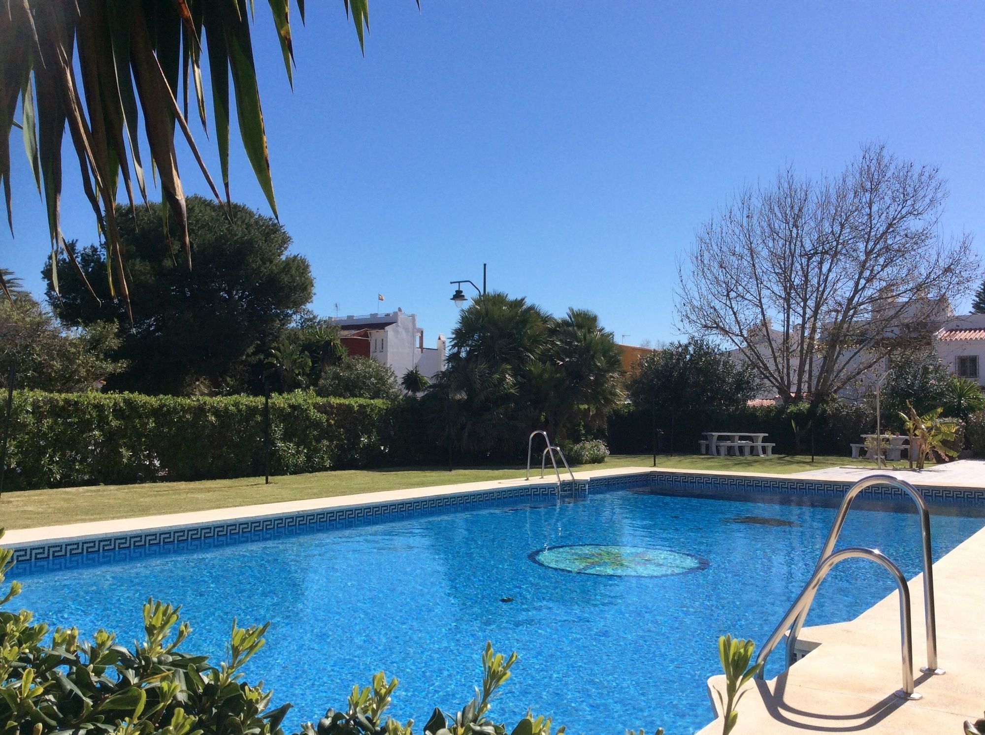 Del Parque Flats - Guadalmar *